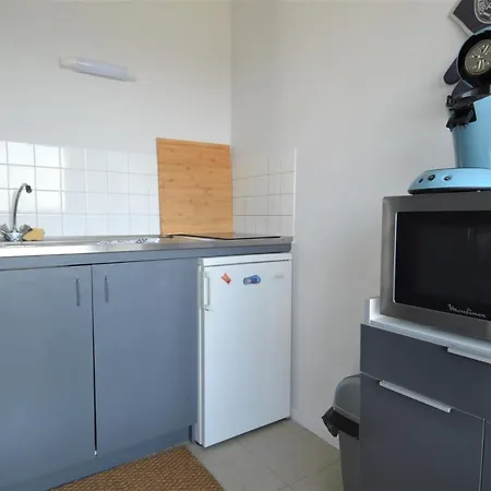 Apartmán Studio Avec Chambre - Balcon Et A 20m De La Mer *