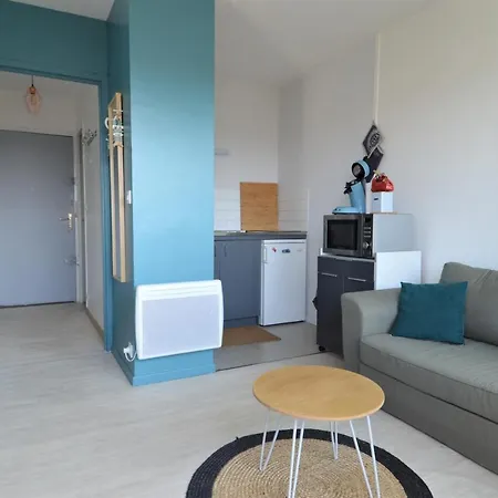 Studio Avec Chambre - Balcon Et A 20m De La Mer Apartmán *